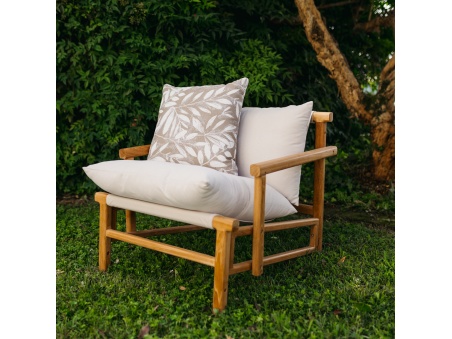 Marra: Waterproof Outdoor Pillow with Soft Padding | Maanta