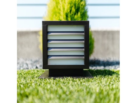 Solar QUB: Cube Lamp - Discover the New Floor Spotlights