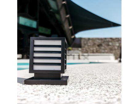 Solar QUB: Cube Lamp - Discover the New Floor Spotlights