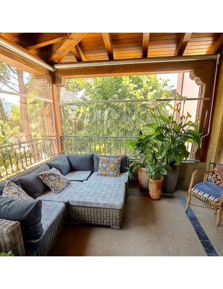 Easy Clear - Clear Vinyl Outdoor Toller Shades