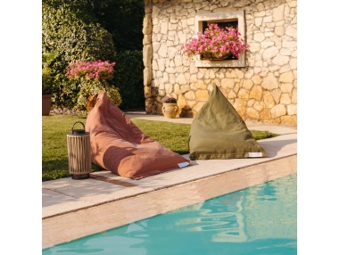 Randa - The outdoor and indoor bean bag armchair with radial design