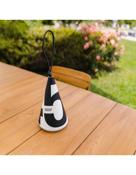 Cala Lamp: Nautical Design, Adjustable Light, 143 Hours of Autonomy