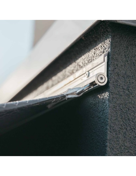 Solaria Lean Stock – Refurbished Sail with Wall Profile