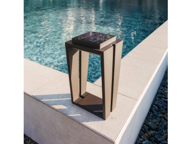 Solar ISOSS: Design Lamp - Discover the New Floor Spotlights