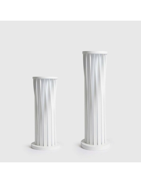 Helira: Modern Solar Light for Garden