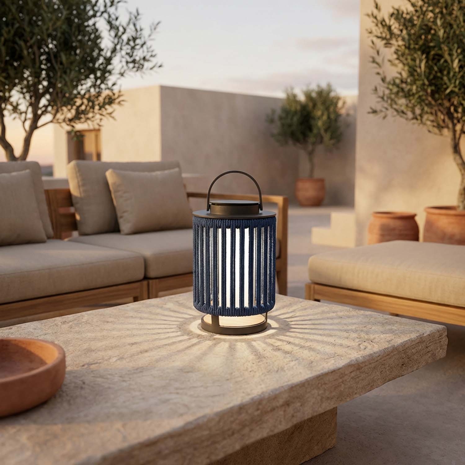 Marinea: Outdoor Lamp in Braided Rope 2