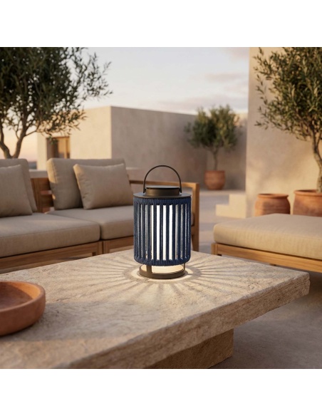 Marinea: Outdoor Lamp in Braided Rope