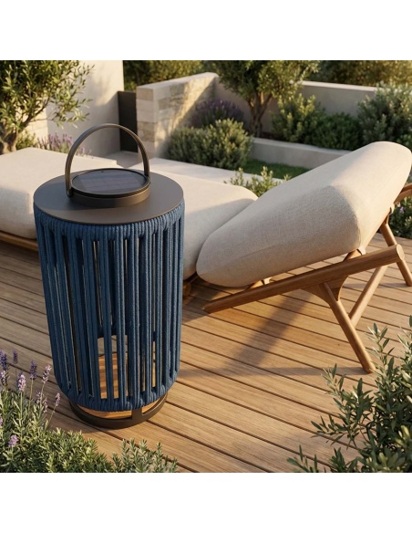 Marinea: Outdoor Lamp in Braided Rope