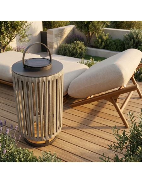 Marinea: Outdoor Lamp in Braided Rope