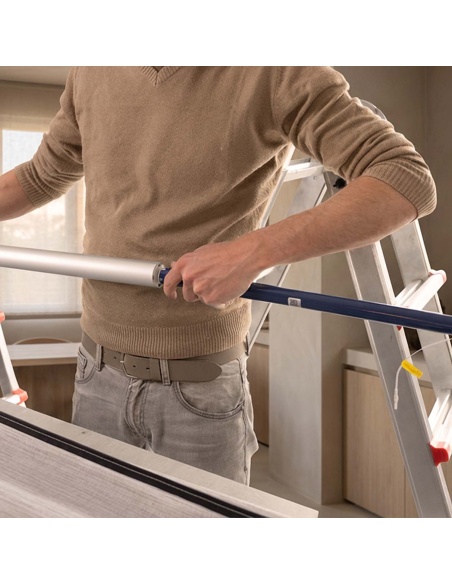 Motor + remote control for roller shades - Automate your roller shades with one click