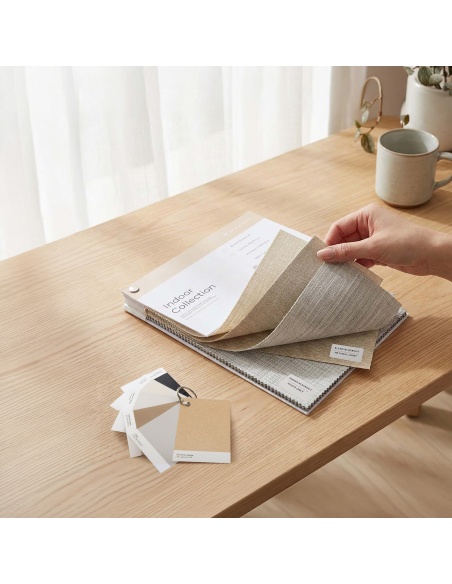 Kyma: Roller Shade with Wavy Design Plate