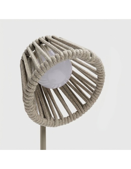 Mini Ropelle: Rechargeable Table Lamp in Olefin Rope