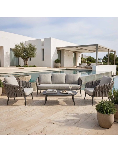 Quieta: 5-Seat Outdoor Sofa Set in Aluminium and Rope