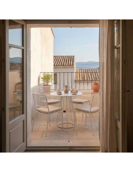 Fornax: Set of 4 Iron Outdoor Chairs with Metal Mesh