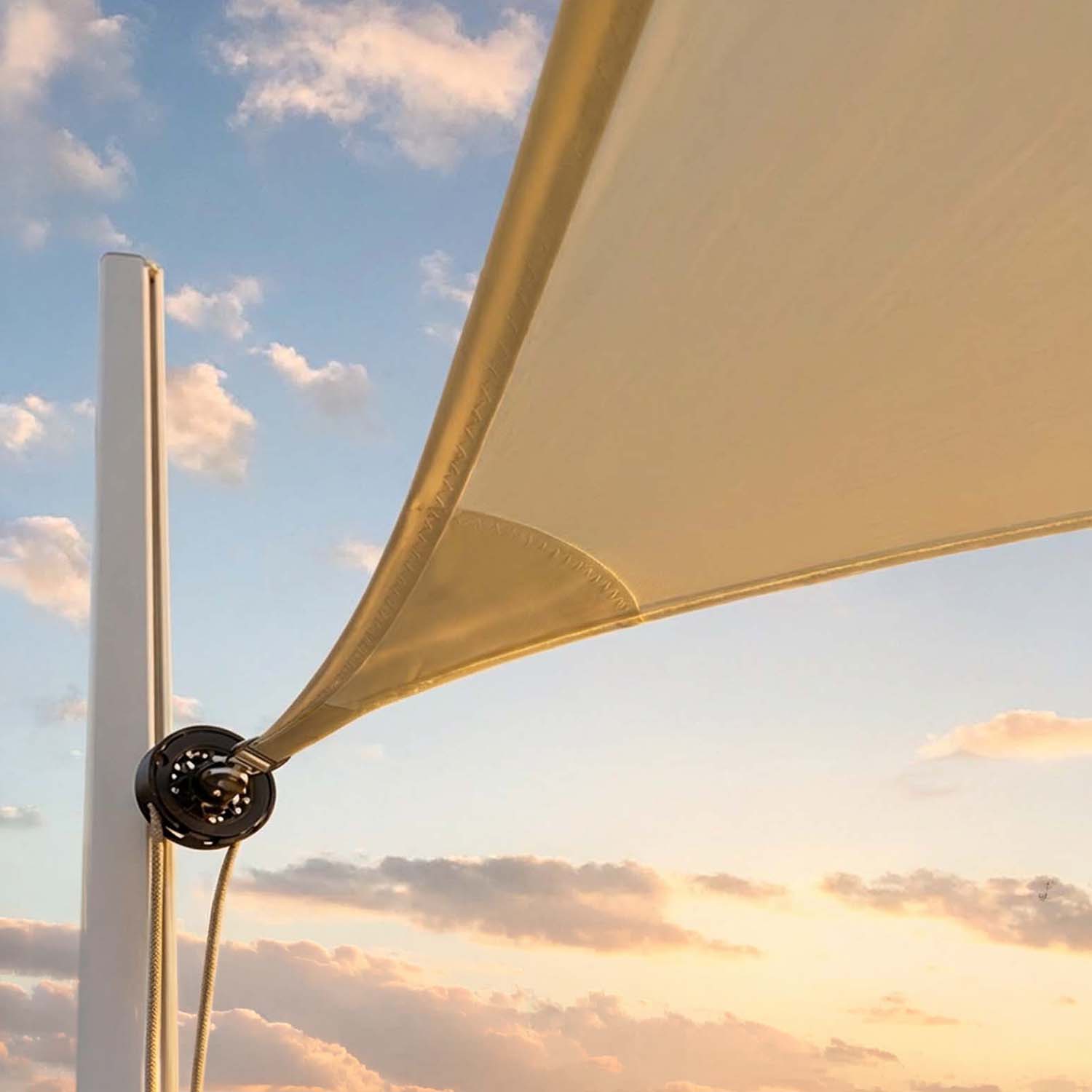 Compatible with any shade sail